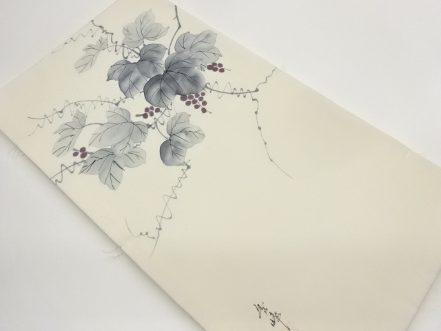 Nagoya obi with openwork of Shioze hand-painted grape pattern by Shuho (framed t